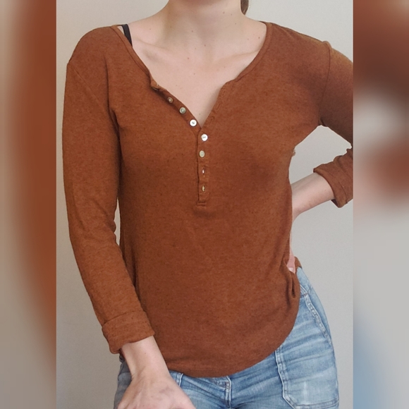 Roots Tencel/Wool Long Sleeve - Picture 2 of 5